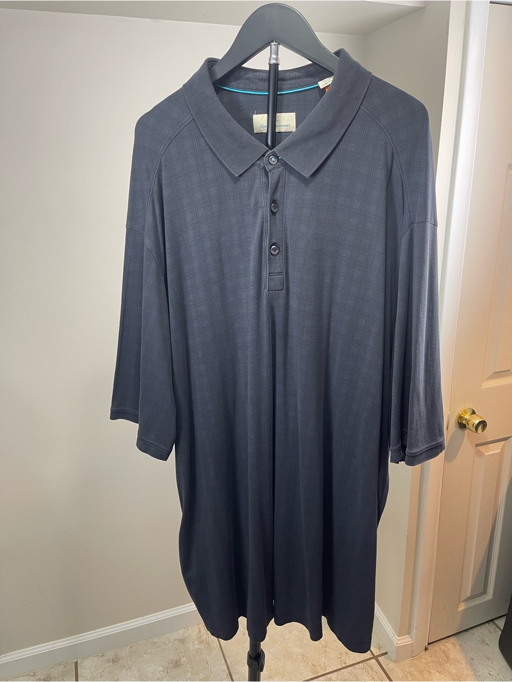 Tommy Bahama Charcoal Gray Polo Shirt - Short Sleeve Button Placket